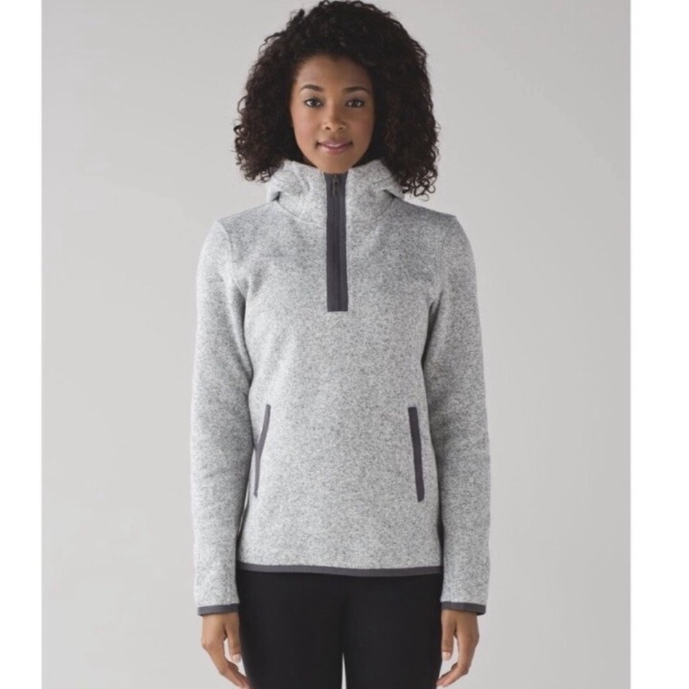Lululemon It's Fleecing Cold Pullover in heathered gray. Size 2